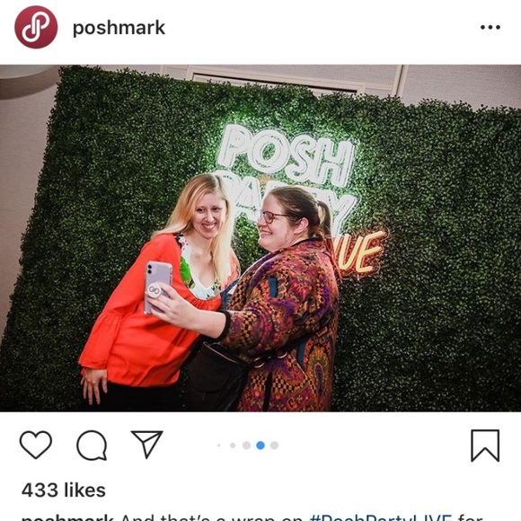 Meet your Posher, Amanda - Picture 6 of 6